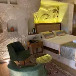 Mesken Cave 네브셰히르