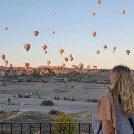 Mesken Cave 内夫谢希尔